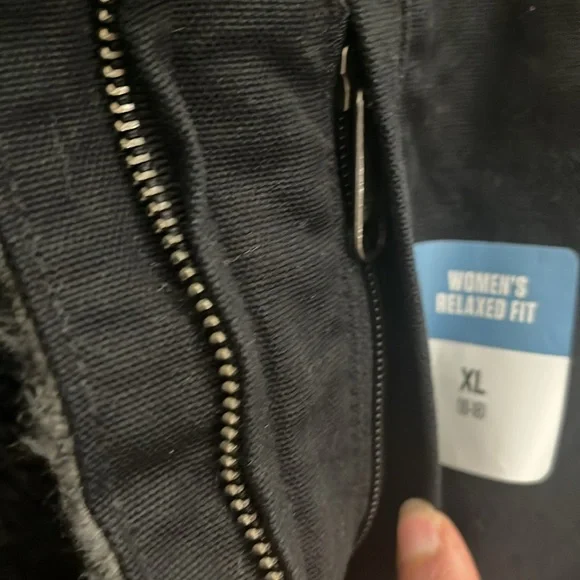 Carhartt Black Women's Vest - Picture 12 of 15